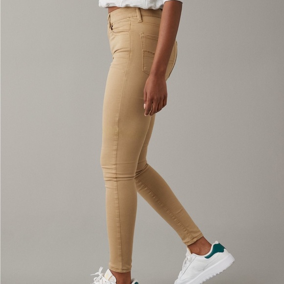 AE High Waisted Jegging Khaki size 8 like new condition - Picture 4 of 7